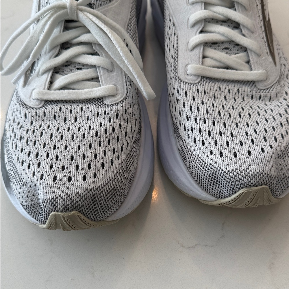 Brooks GTS Adrenaline White/Grey Running Shoes - Picture 8 of 9
